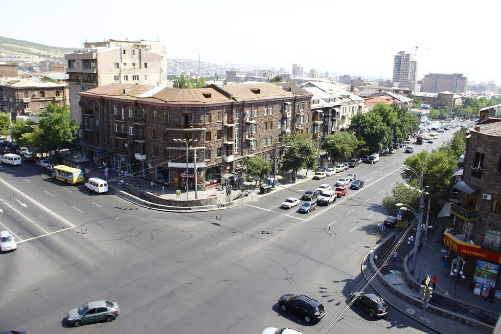 Yerevan-Sky With Terrace Δωμάτιο φωτογραφία